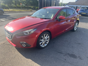 2014 Mazda Mazda3 2.2 Skyactiv-D Sport Nav in Red — image 6