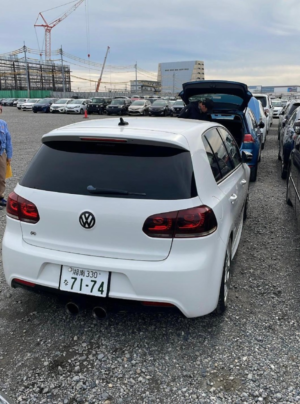 2013 Volkswagen Golf 2.0 Tsi R in White — image 4