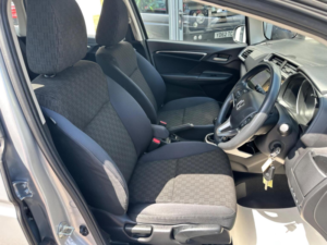 2016 Honda Jazz 1.3 I-Vtec Se Euro 6 (s/s) 5dr in Silver — image 2