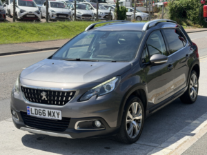 2016 Peugeot 2008 1.6 Bluehdi Allure in Grey — image 6