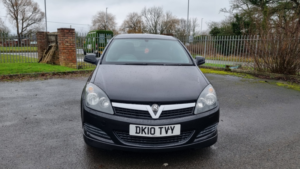 2010 Vauxhall Astra 1.4 I 16v Sport in Black — image 4