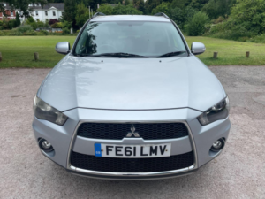 2011 Mitsubishi Outlander 2.2 Di-D Gx3 4WD Euro 5 5dr in Silver — image 6