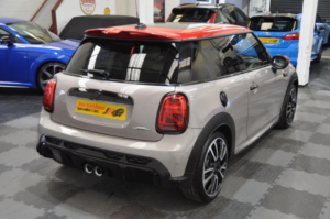 2024 MINI Hatch 2.0 John Cooper Works Steptronic Euro 6 (s/s) 3dr in Grey — image 5