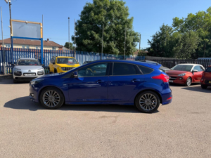 2017 Ford Focus 1.5 Tdci St-Line Euro 6 (s/s) 5dr in Blue — image 3