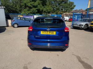 2017 Ford Focus 1.5 Tdci St-Line Euro 6 (s/s) 5dr in Blue — image 5