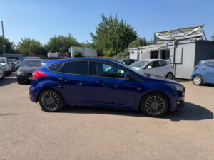 2017 Ford Focus 1.5 Tdci St-Line Euro 6 (s/s) 5dr in Blue — image 6