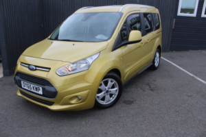 2015 Ford Tourneo Connect 1.5 Tdci Titanium in Gold — image 4