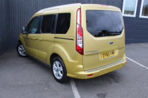 2015 Ford Tourneo Connect 1.5 Tdci Titanium in Gold — image 5