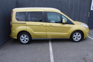 2015 Ford Tourneo Connect 1.5 Tdci Titanium in Gold — image 6