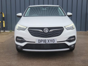 2018 Vauxhall Grandland X 1.2 Turbo Sport Nav Euro 6 (s/s) 5dr in White — image 4