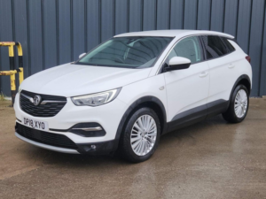 2018 Vauxhall Grandland X 1.2 Turbo Sport Nav Euro 6 (s/s) 5dr in White — image 6