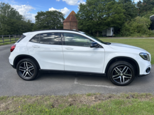 2019 Mercedes-Benz Gla 1.6 Gla 180 Automatic Urban Edition in White — image 4