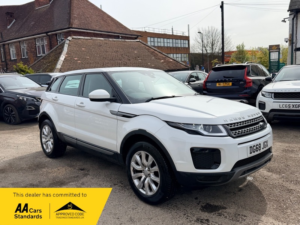 2018 Land Rover Range Rover Evoque Td4 Se in White — image 1