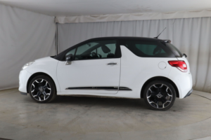 2011 Citroen Ds3 1.6 Vti Dstyle in White — image 2