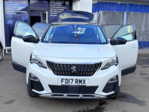 2017 Peugeot 3008 1.2 Puretech Allure Eat Euro 6 (s/s) 5dr in White — image 6