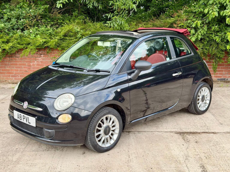 2011 Fiat 500c 0.9 Twinair Pop Euro 5 (s/s) 2dr in Black — image 1