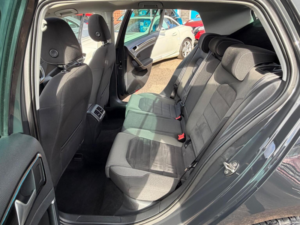 2017 Volkswagen Golf 1.6 Tdi Bluemotion Tech Gt Euro 6 (s/s) 5dr in Grey — image 5