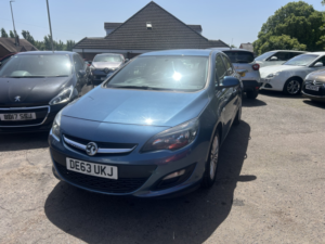 2013 Vauxhall Astra 1.4 16v Energy in Blue — image 6