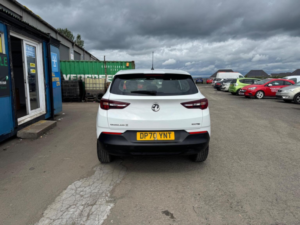 2020 Vauxhall Grandland X 1.2 Turbo Se Premium Euro 6 (s/s) 5dr in White — image 5