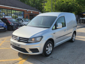 2018 Volkswagen Caddy 2.0 Tdi C20 Bluemotion Tech Trendline Swb Euro 6 (s/s) 5dr in Silver — image 2