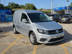 2018 Volkswagen Caddy 2.0 Tdi C20 Bluemotion Tech Trendline Swb Euro 6 (s/s) 5dr in Silver — image 3