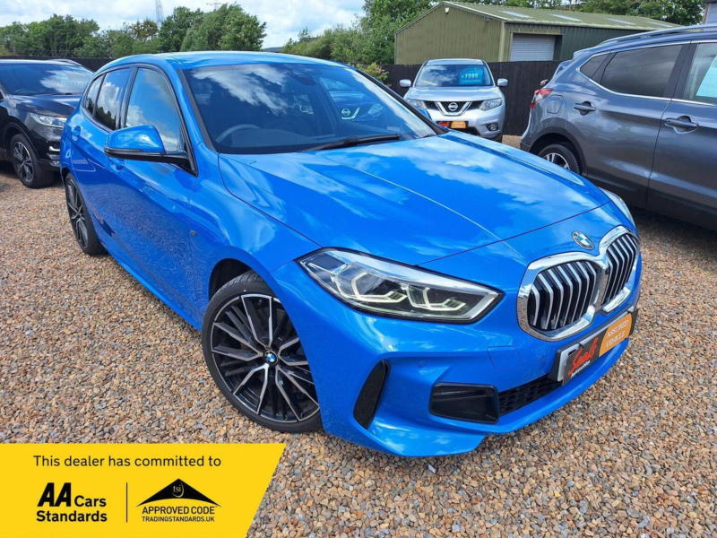2020 BMW 1 Series 2.0 120d M Sport Auto Xdrive Euro 6 (s/s) 5dr in Blue — image 1