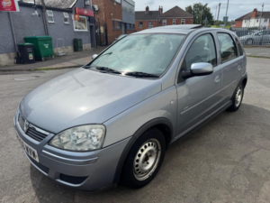2006 Vauxhall Corsa 1.2i 16v Design 5dr (a/c) in Silver — image 5