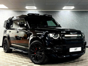 2024 Land Rover Defender 110 3.0 D250 Mhev Xs Edition Auto 4WD Euro 6 (s/s) 5dr in Santorini Black — image 3