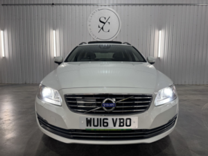 2024 Volvo V70 2.0 T5 Se Lux in White — image 6