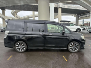 2013 Honda Stepwagon 2.0 Spada Z Cool Spirit 5dr 7 Seats in Black — image 2