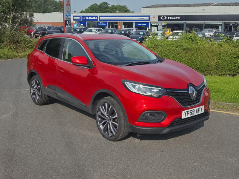 2020 Renault Kadjar 1.3 Tce Iconic Euro 6 (s/s) 5dr in Red — image 1