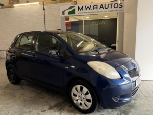 2006 Toyota Yaris 1.4 D-4d T3 Hatchback 5dr Diesel Manual (119 G/km, 88 Bhp) in Blue — image 3