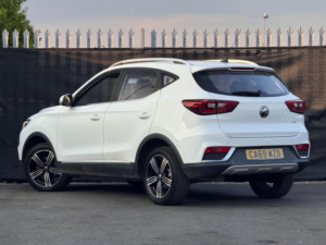 2020 MG MG Zs 1.5 Vti-Tech Exclusive Euro 6 (s/s) 5dr in White — image 2