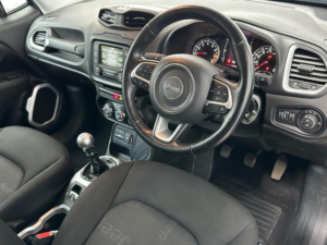2016 Jeep Renegade 1.4t Multiairii Longitude Euro 6 (s/s) 5dr in Grey — image 3