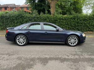 2011 Audi A8 3.0 Tdi V6 Executive Se in Blue — image 3