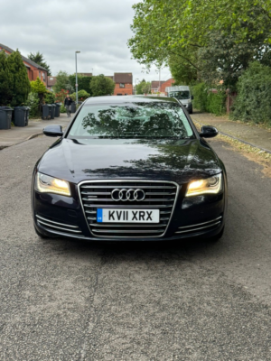 2011 Audi A8 3.0 Tdi V6 Executive Se in Blue — image 4
