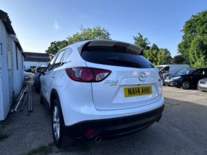 2014 Mazda Cx-5 2.2 Skyactiv-D Sport Nav in White — image 5