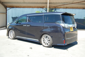 2015 Toyota Vellfire 3.5 30 Series Za G-Edition in Black — image 4