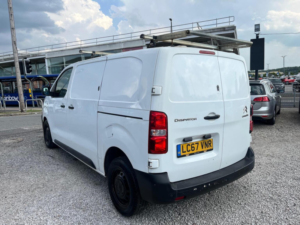 2017 Citroen Dispatch 2.0 Bluehdi 1400 Enterprise M Fwd 2 Euro 6 (s/s) 6dr in White — image 6