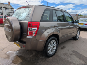 2013 Suzuki Grand Vitara 2.4 Vvt Sz4 in Bronze — image 2