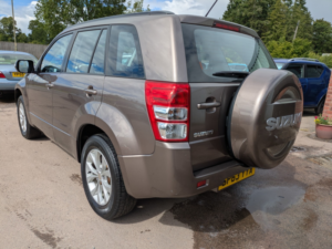 2013 Suzuki Grand Vitara 2.4 Vvt Sz4 in Bronze — image 4