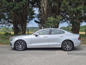 2019 Volvo S60 2.0 Inscription Plus T5 in Silver — image 4