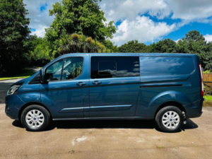2022 Ford Transit Custom 2.0 320 Ecoblue Limited Crew Van Auto L2 H1 Euro 6 5dr in Blue — image 6