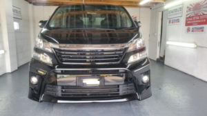 2013 Toyota Vellfire Special Alloys in Black — image 3