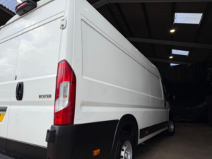 2021 Peugeot Boxer 2.2 Bluehdi 435 Asphalt L4 H2 Euro 6 (s/s) 5dr in White — image 5