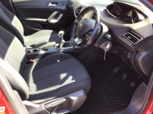 2018 Peugeot 308 1.5 Bluehdi Active Euro 6 (s/s) 5dr in Red — image 2