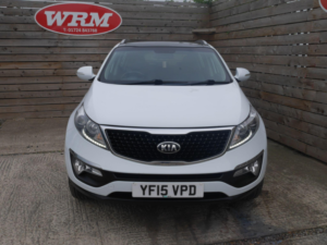 2015 Kia Sportage 1.6 Gdi Ecodynamics 2 SUV 5dr Petrol Manual 2WD Euro 6 (s/s) (133 Bhp) in White — image 4