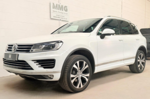 2015 Volkswagen Touareg 3.0 Tdi V6 Bluemotion Tech R-Line Tiptronic 4WD Euro 6 (s/s) 5dr in White — image 2