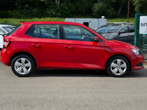 2017 Skoda Fabia 1.0 Se Hatchback 5dr Petrol Manual Euro 6 (s/s) (75 Ps) in Red — image 4