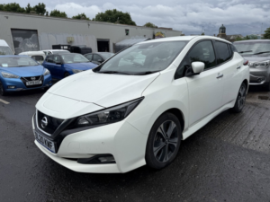 2020 Nissan Leaf 40kwh N-Connecta Hatchback 5dr Electric Auto (150 Ps) in Multicolour — image 2